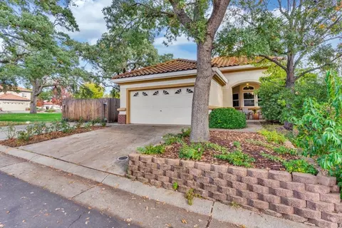 301 Dawson Ct, Roseville, CA 95747
