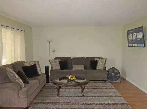 271 E Bianchi Rd, Stockton, CA 95207 photo 16