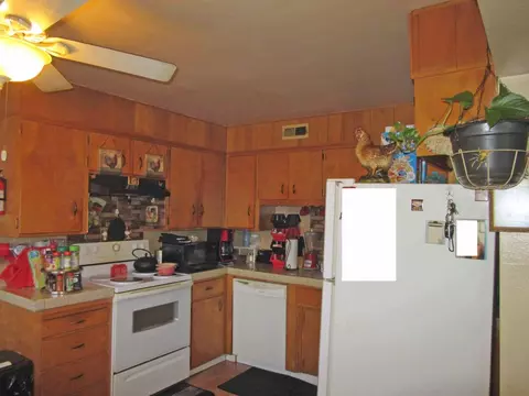 271 E Bianchi Rd, Stockton, CA 95207 photo 11