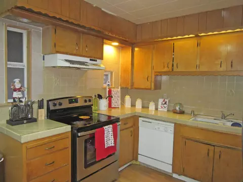 271 E Bianchi Rd, Stockton, CA 95207 photo 5