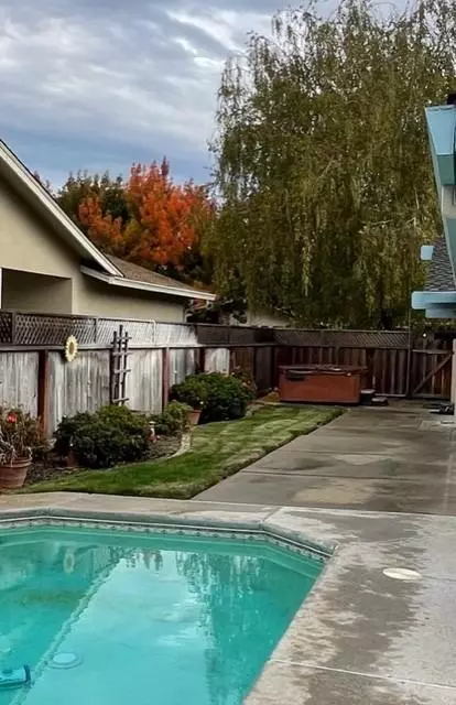 3717 Apple Hill Rd, Modesto, CA 95355 photo 18
