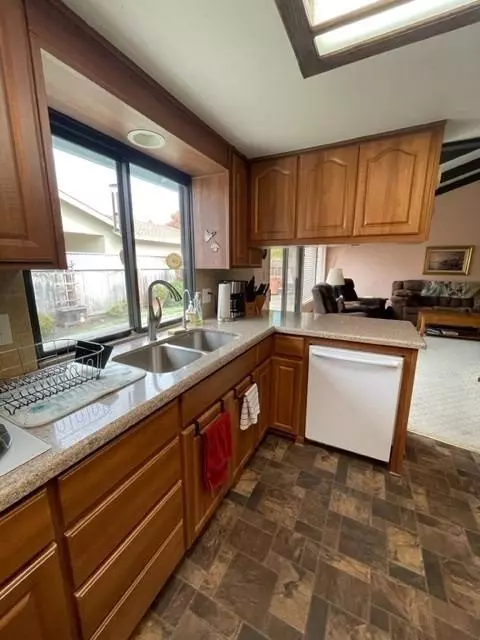 3717 Apple Hill Rd, Modesto, CA 95355 photo 10