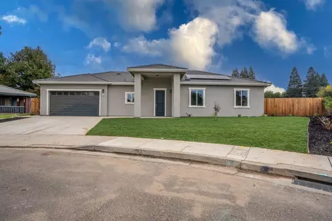 2174 Trenton Ct, Merced, CA 95340 photo 2