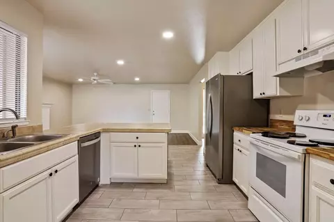 1427 Iris Dr, Lodi, CA 95242 photo 11