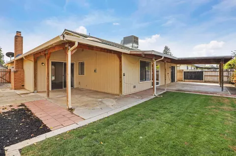 1427 Iris Dr, Lodi, CA 95242 photo 35