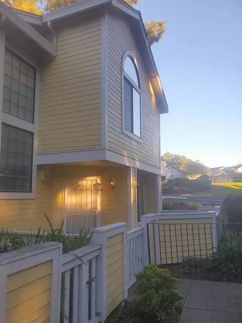201 Devonwood, Hercules, CA 94547