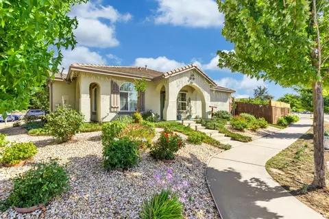7881 Caldonia Way, Sacramento, CA 95832