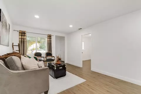 17054 Alpha St, Esparto, CA 95627 photo 5