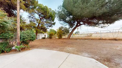 15906 Ash Ave, Patterson, CA 95363 photo 4