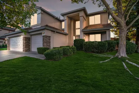 9576 Gentle Mare Pl, Elk Grove, CA 95624