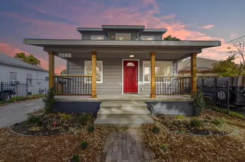3045 9th Ave, Sacramento, CA 95817