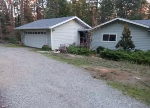 10298 Shekinah Hill Rd, Nevada City, CA 95959