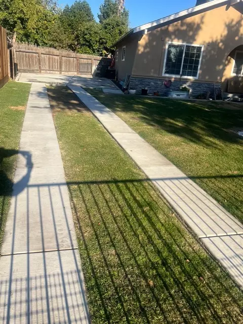 2324 Budd St, Modesto, CA 95350 photo 3