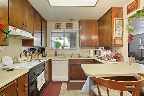 2416 W Elm St, Lodi, CA 95242 photo 15