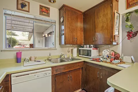 2416 W Elm St, Lodi, CA 95242 photo 16