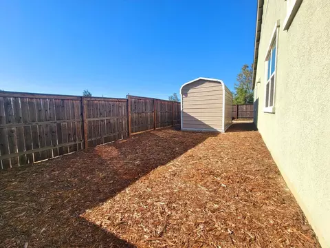Exterior - 130 Oliver Ln, Grass Valley, CA 95945 photo 6 of 8
