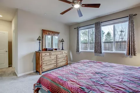 Bedroom - 130 Oliver Ln, Grass Valley, CA 95945 photo 4 of 4