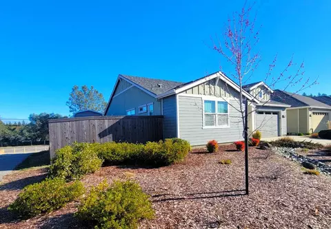 Exterior - 130 Oliver Ln, Grass Valley, CA 95945 photo 4 of 8