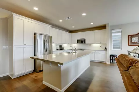 Kitchen - 130 Oliver Ln, Grass Valley, CA 95945 photo 6 of 6