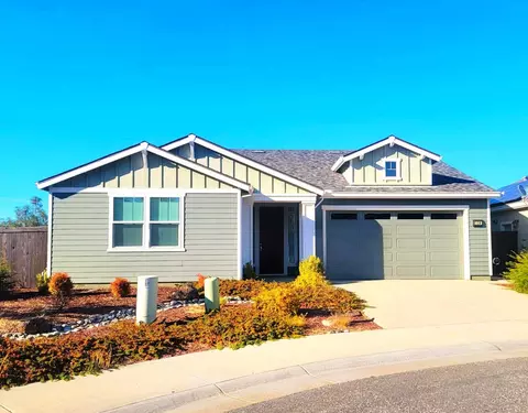 Exterior - 130 Oliver Ln, Grass Valley, CA 95945 photo 2 of 8
