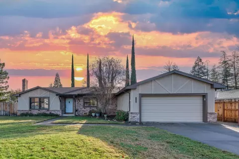 114 Canyon Rim Dr, Folsom, CA 95630
