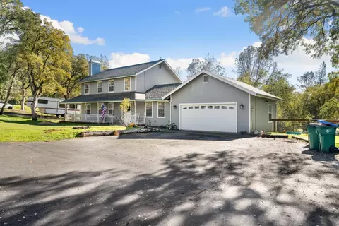4848 Joyous Ann Dr, Placerville, CA 95667 photo 2