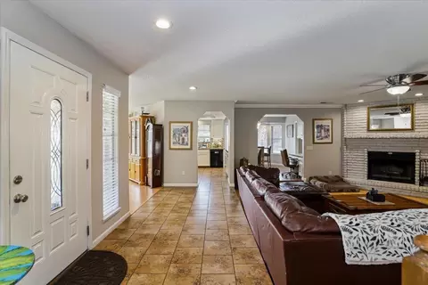 3813 Rubens Cir, Modesto, CA 95356 photo 13