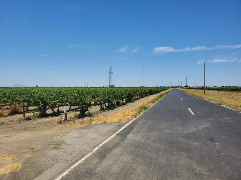 10698 W Barber Rd, Thornton, CA 95686 photo 6