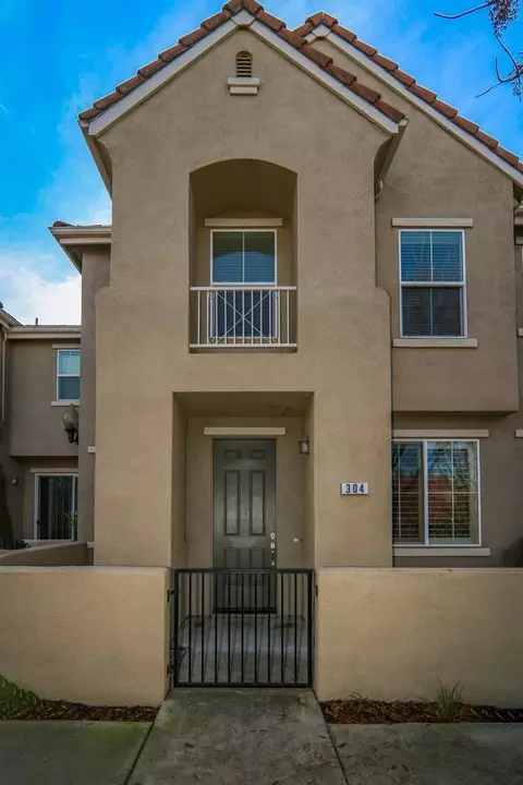 304 Dante Cir, Roseville, CA 95678