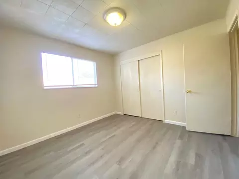 1890 River Dr, Stockton, CA 95204 photo 8