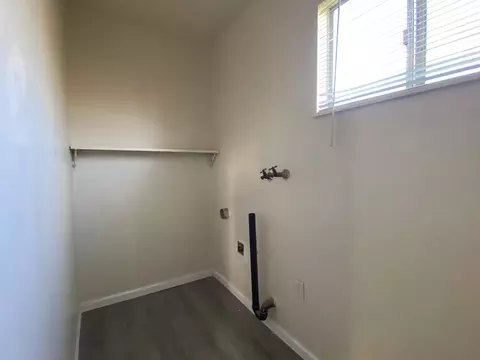 1890 River Dr, Stockton, CA 95204 photo 14