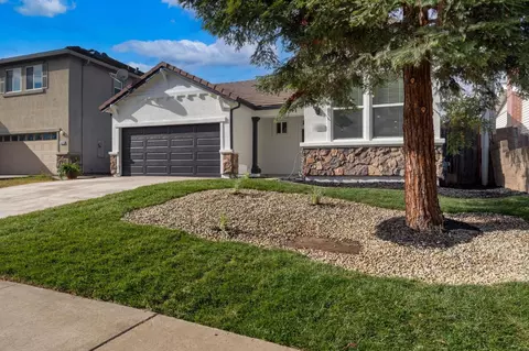 7666 Beth St, Sacramento, CA 95832