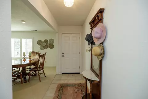 Entry Way - 549 N Hopper Rd, Modesto, CA 95357 photo 1 of 1