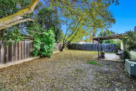 3104 Keller St, Modesto, CA 95355 photo 9