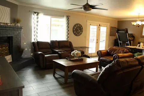 1020 Lee Ave, Gustine, CA 95322 photo 12