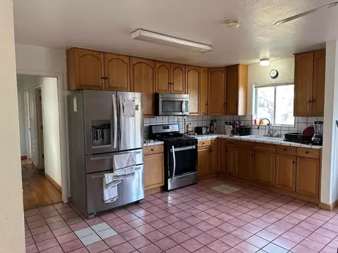 855 Toyon Ln, Patterson, CA 95363 photo 5