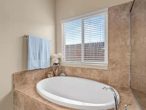 2504 Las Rosas Ave, Clovis, CA 93619 photo 23