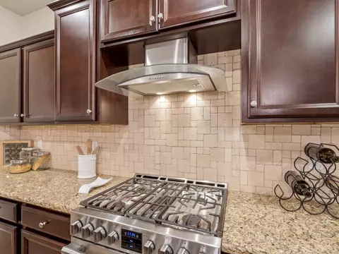 2504 Las Rosas Ave, Clovis, CA 93619 photo 6