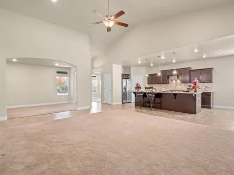 2504 Las Rosas Ave, Clovis, CA 93619 photo 10