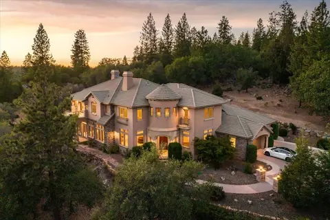 16330 Winchester Club Dr, Meadow Vista, CA 95722