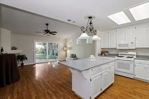 1968 Castillo Way, Manteca, CA 95337 photo 16
