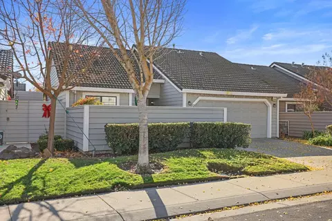 2232 Chelmsford Dr, Modesto, CA 95356 photo 3