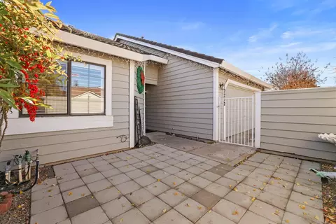 2232 Chelmsford Dr, Modesto, CA 95356 photo 27