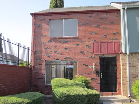 4213 Brookfield Dr, Sacramento, CA 95823