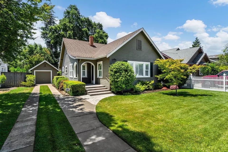 215 S Rose St, Lodi, CA 95240 34 Photos Movoto