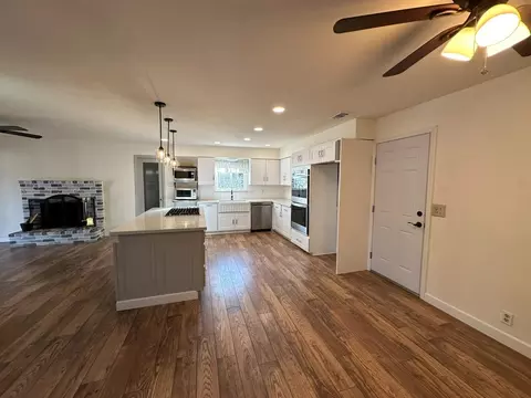 5575 Lost Ave, Rocklin, CA 95677 photo 5