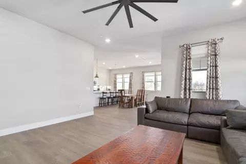 1661 Spring St #325, Davis, CA 95616 photo 9
