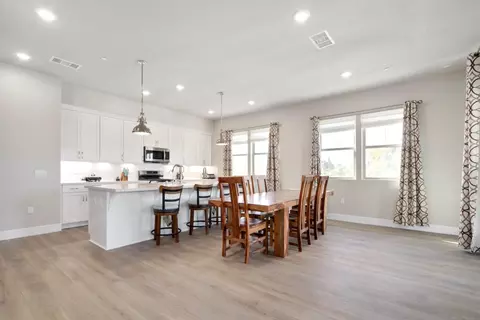 1661 Spring St #325, Davis, CA 95616 photo 10