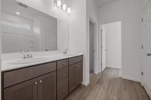 922 Cumbria Ln, Patterson, CA 95363 photo 17