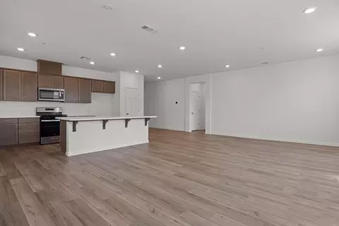 922 Cumbria Ln, Patterson, CA 95363 photo 3